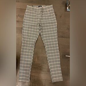 Tommy Hilfiger Pants Size 6